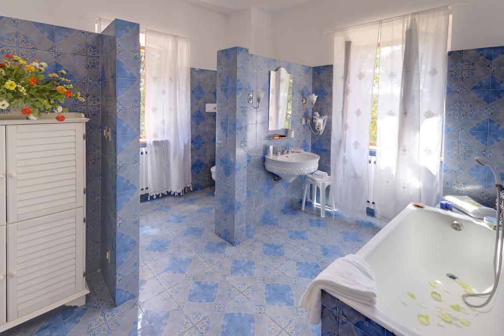 Affittacamere Villa Gigli Сіроло Екстер'єр фото
