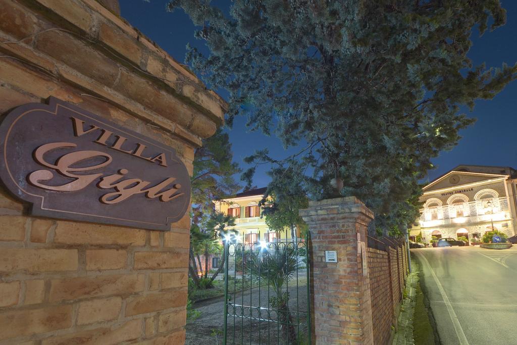 Affittacamere Villa Gigli Сіроло Екстер'єр фото